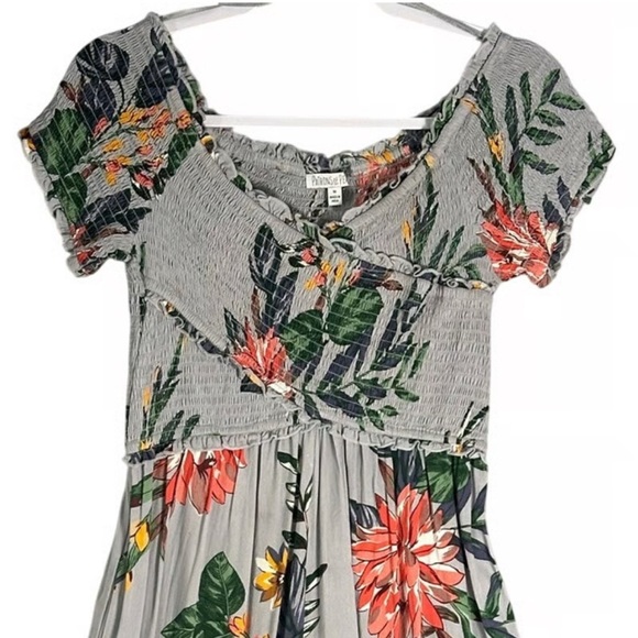 Patrons of Peace Gray Floral Maxi Dress - Picture 6 of 8